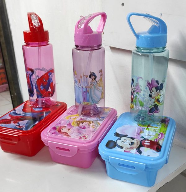 Partitioned Snack box with unbreakable water bottle