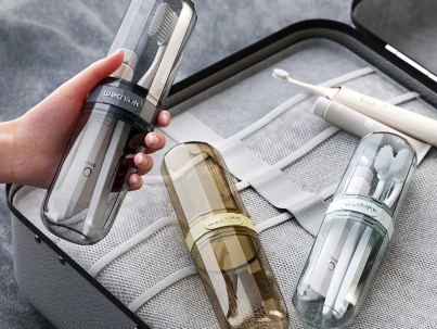 Portable travel toothbrush/toothpaste holder