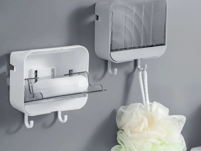 Wall Mounted Drain Soap Dish Holder with Case and Hooks