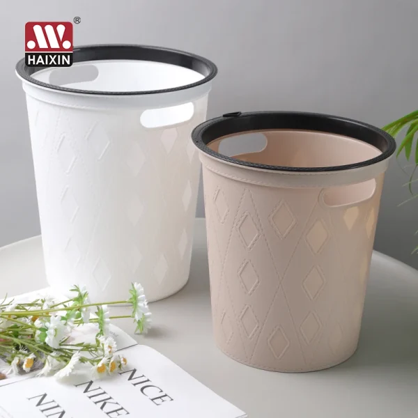 Round faux material Dustbin