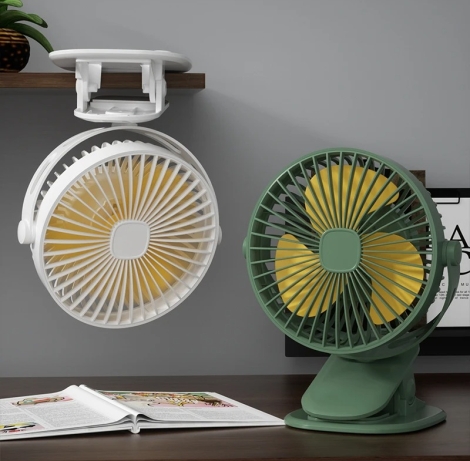 Mini rechargeable clip fan